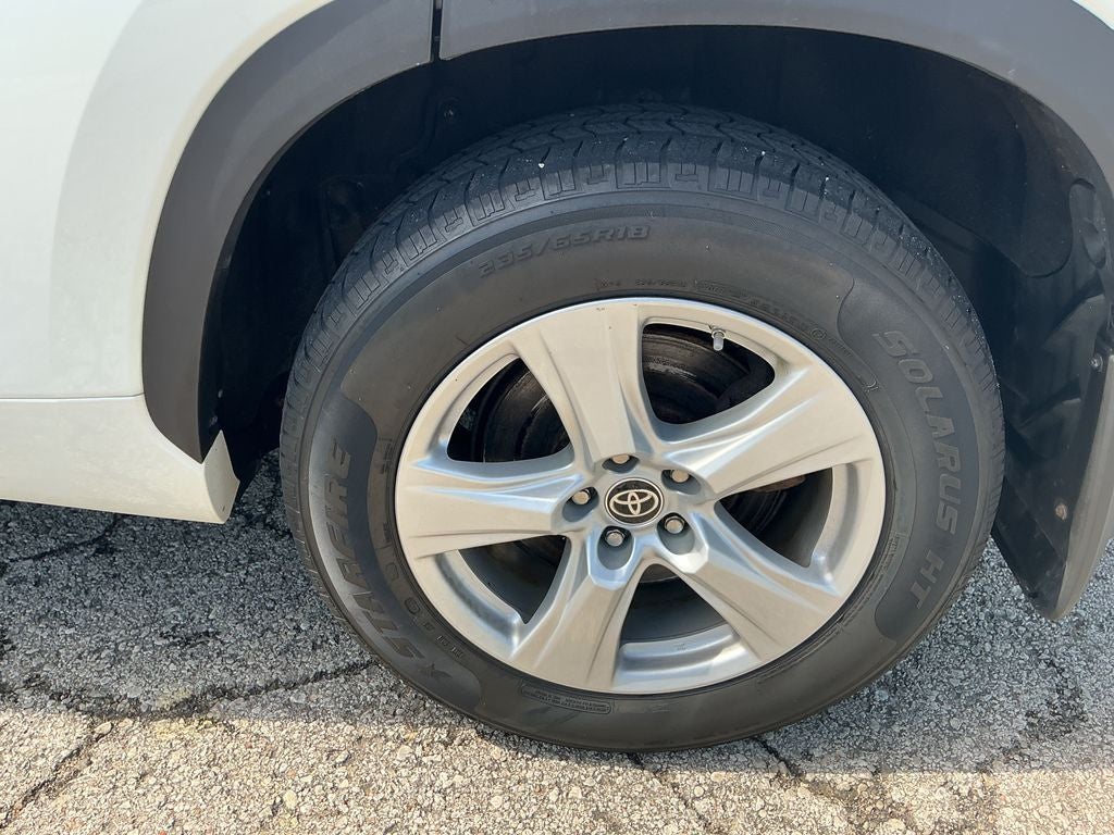 2022 Toyota Highlander Hybrid LE