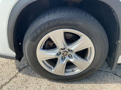 2022 Toyota Highlander Hybrid LE