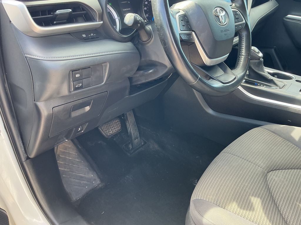 2022 Toyota Highlander Hybrid LE