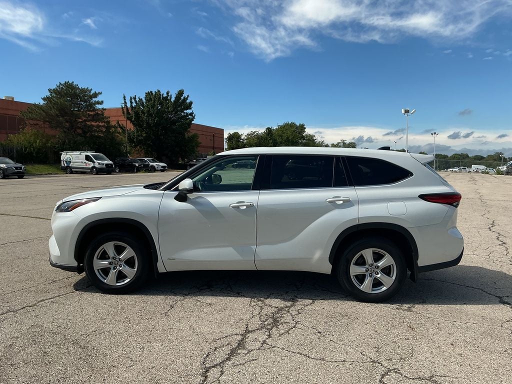 2022 Toyota Highlander Hybrid LE