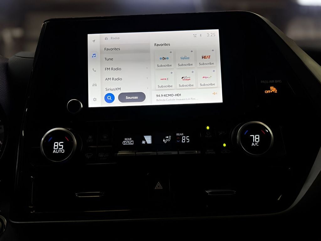 2023 Toyota Highlander LE