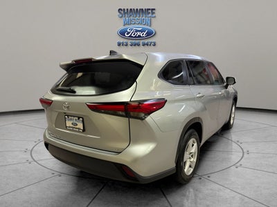 2023 Toyota Highlander LE