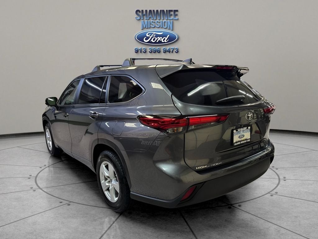 2023 Toyota Highlander LE
