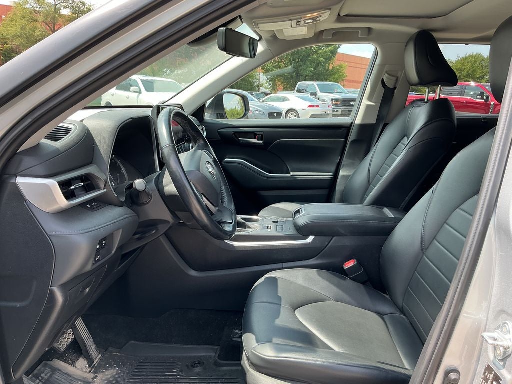 2023 Toyota Highlander XLE