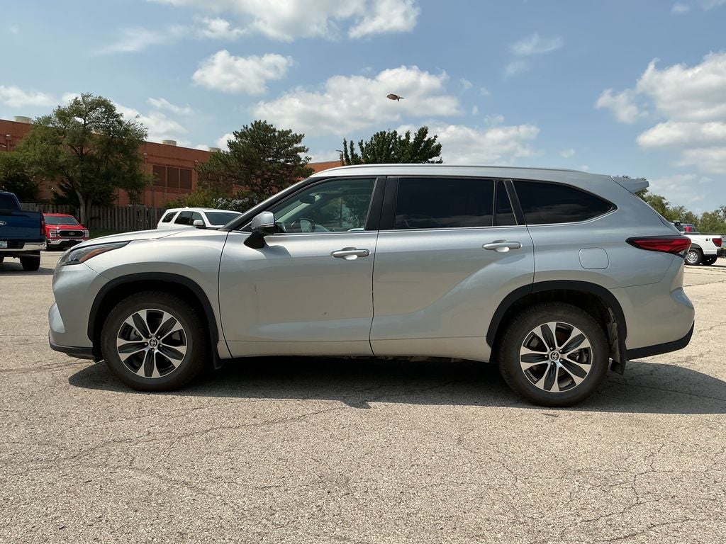 2023 Toyota Highlander XLE
