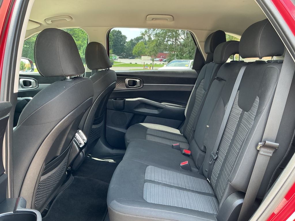 2023 Kia Sorento LX