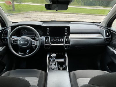 2023 Kia Sorento LX