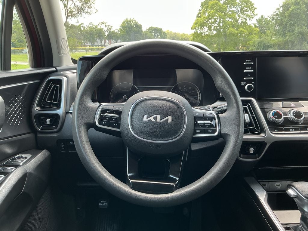 2023 Kia Sorento LX