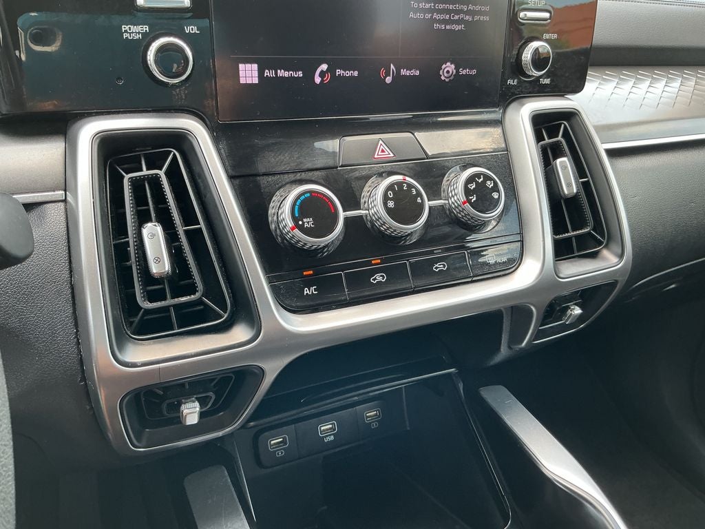 2023 Kia Sorento LX