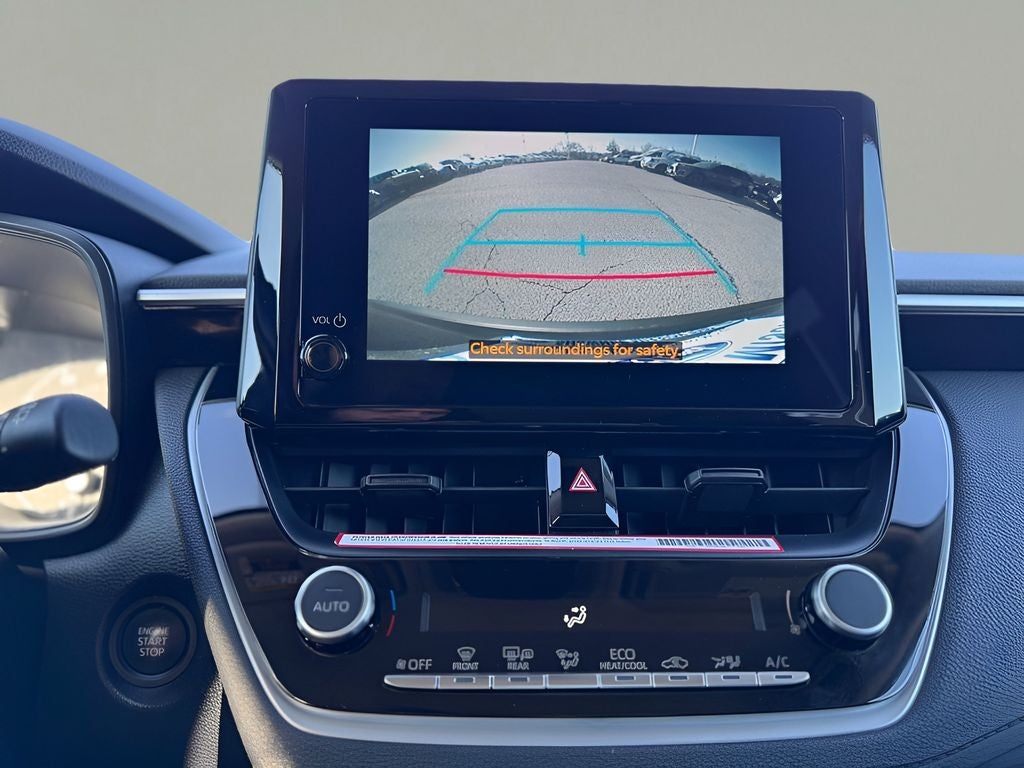 2024 Toyota Corolla Cross LE