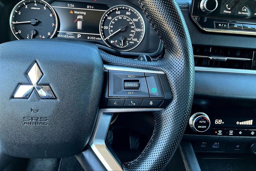 2024 Mitsubishi Outlander SE