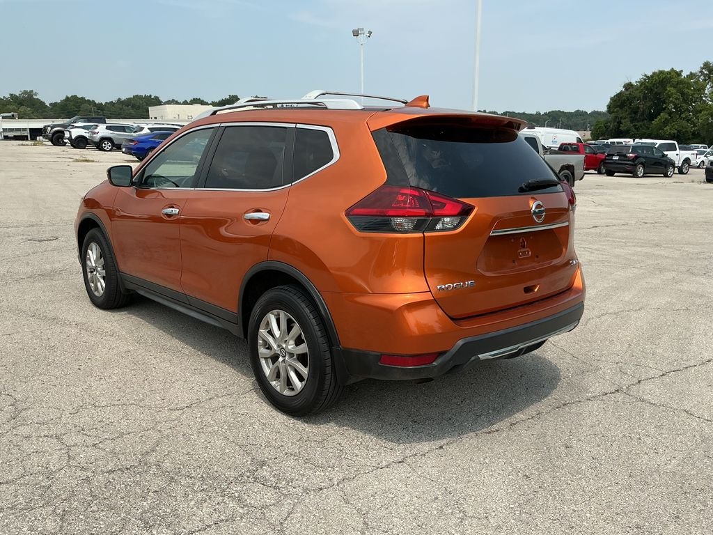 2018 Nissan Rogue SV