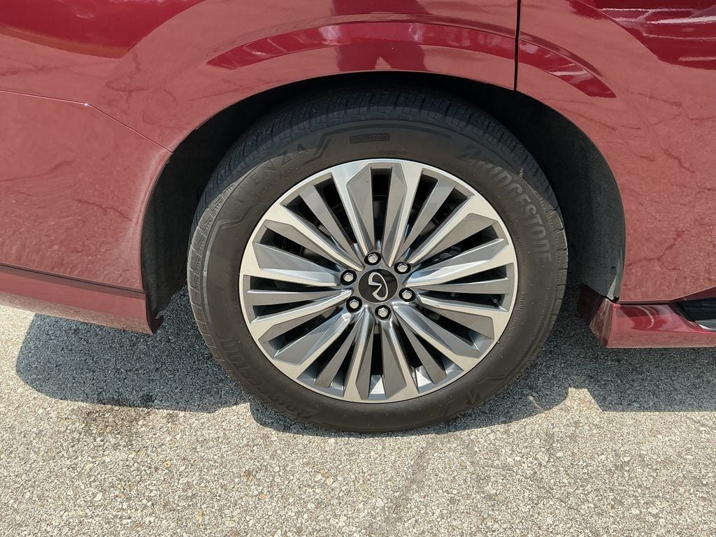 2025 INFINITI QX80 SENSORY