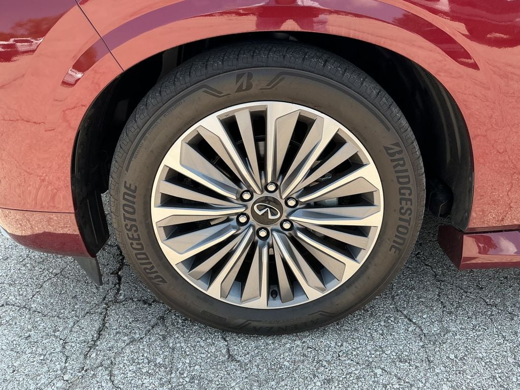 2025 INFINITI QX80 SENSORY