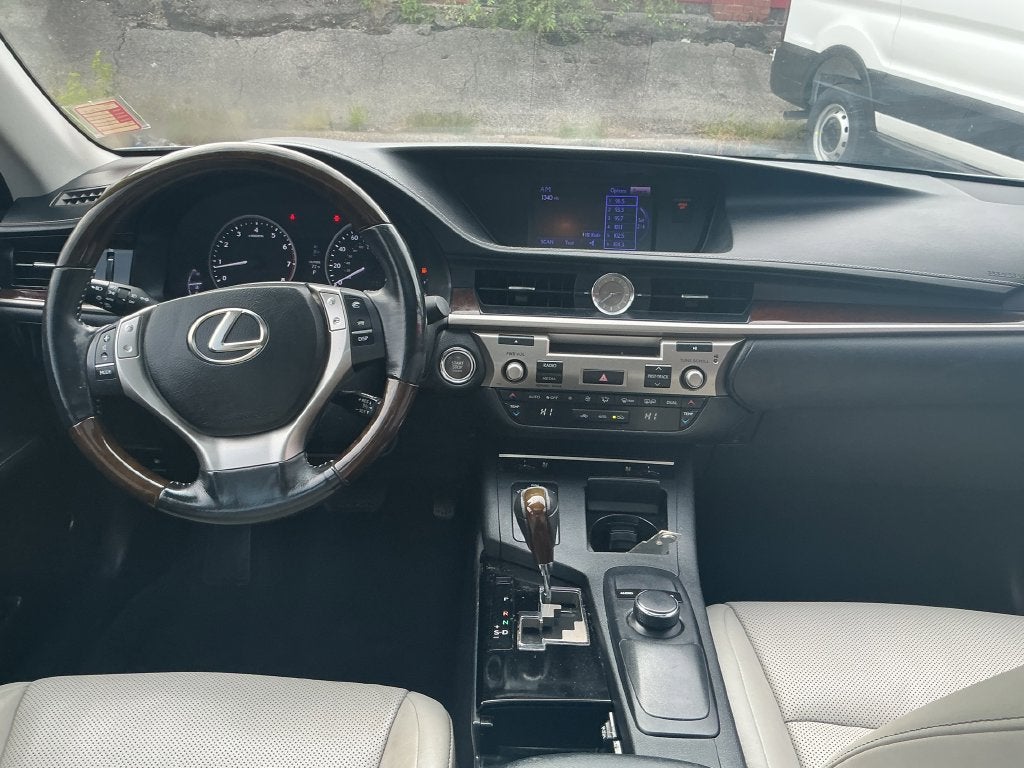 2014 Lexus ES 350