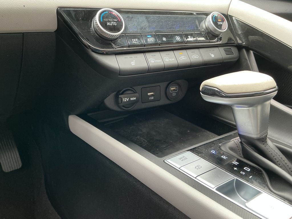 2022 Hyundai Elantra Limited